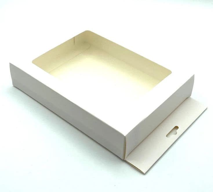 Window Folding Carton — view 1